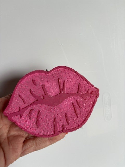 Freshie-Lips-Hot Pink